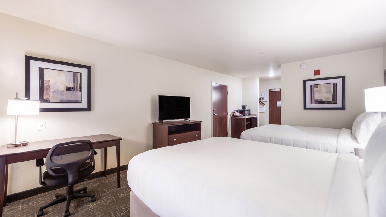 Photo of Bedroom in Seward