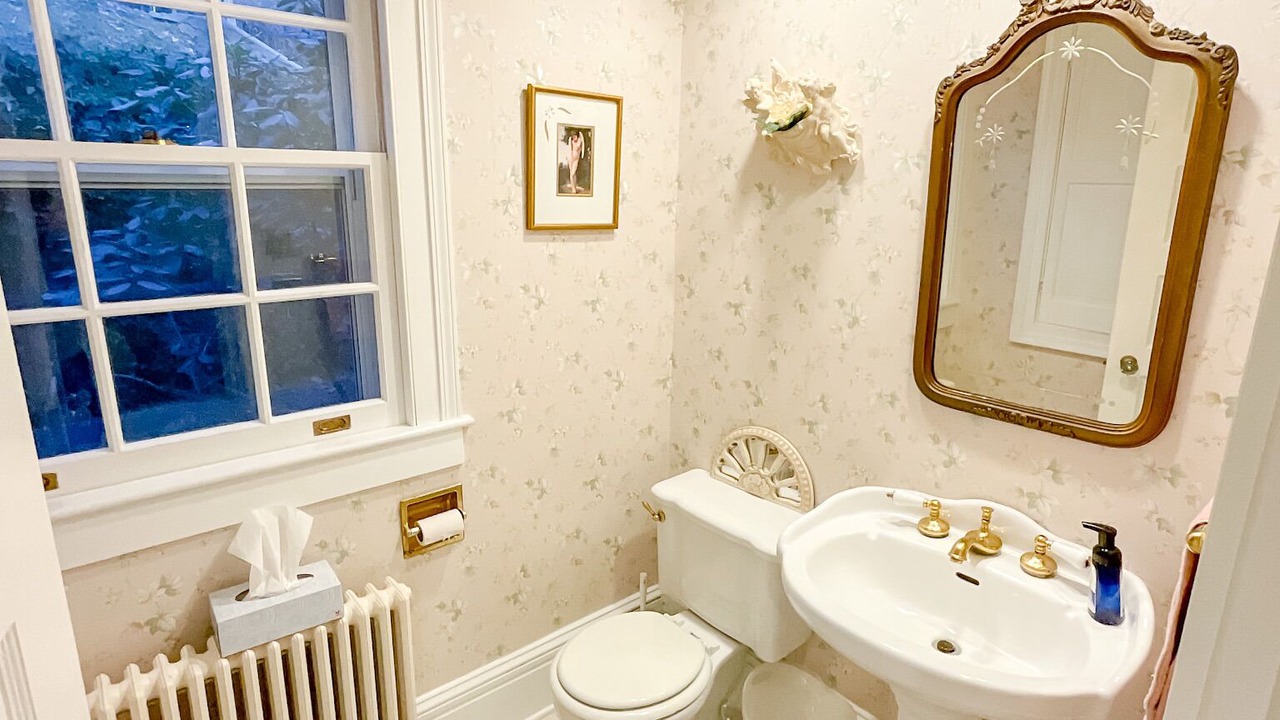 Photo of Bathroom in Cold Spring Harbor