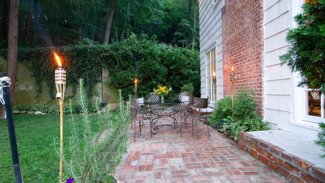 Photo of Outdoor in Cold Spring Harbor