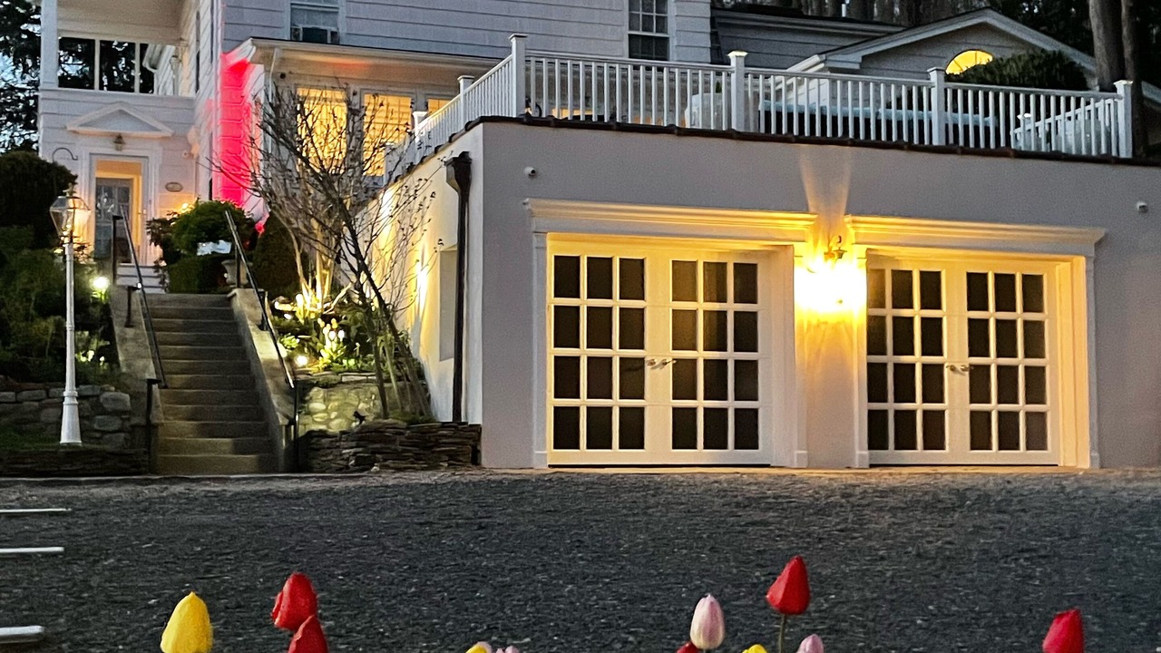 Photo of Outdoor in Cold Spring Harbor