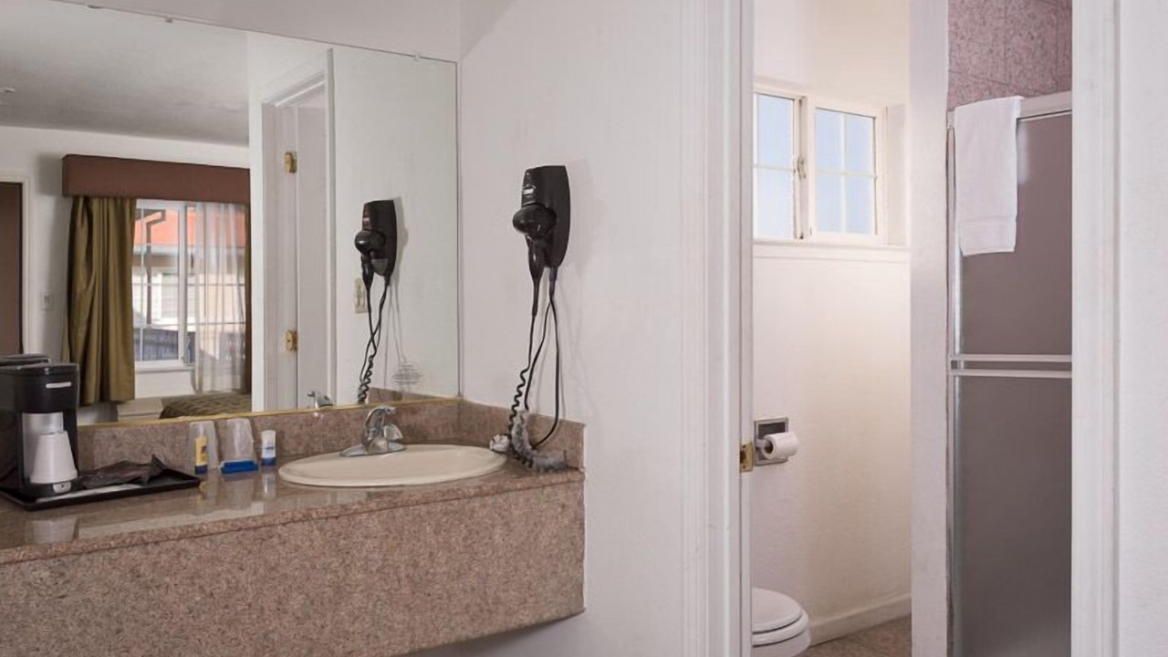 Photo of Bathroom in Central Berkeley