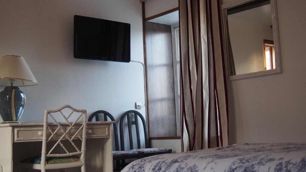 Photo of Bedroom in Givet