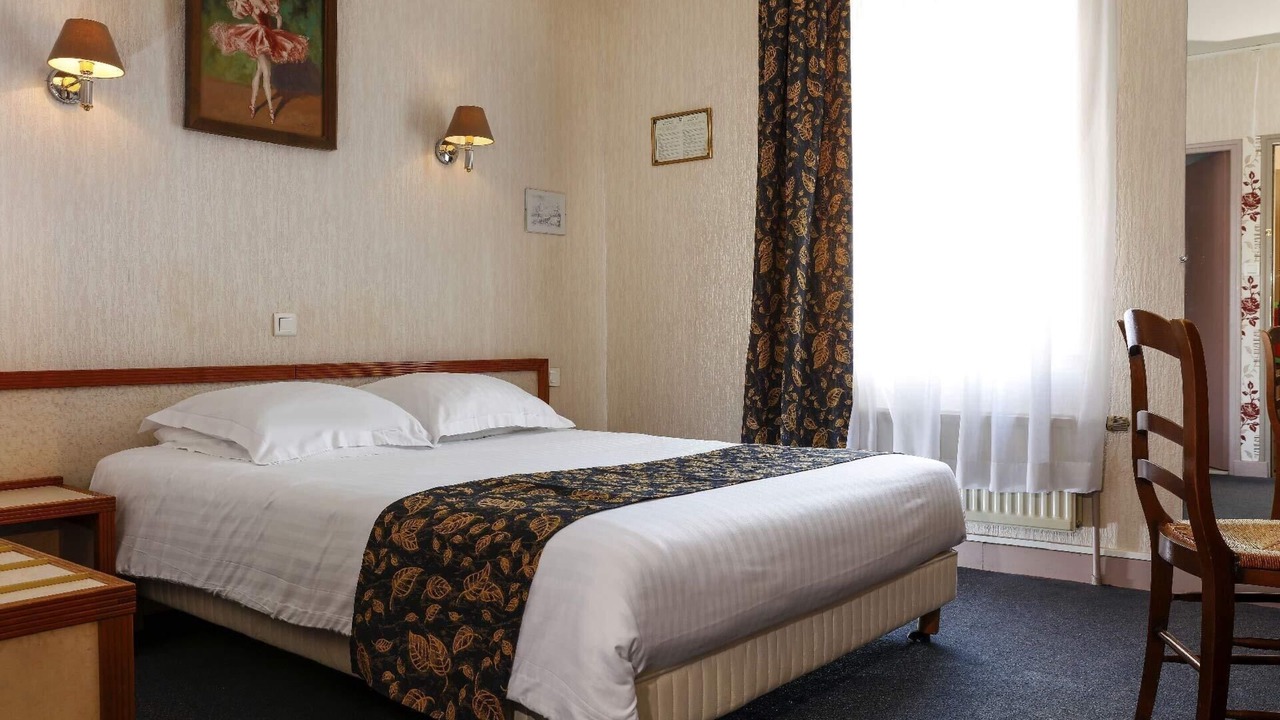 Photo of Bedroom in Givet