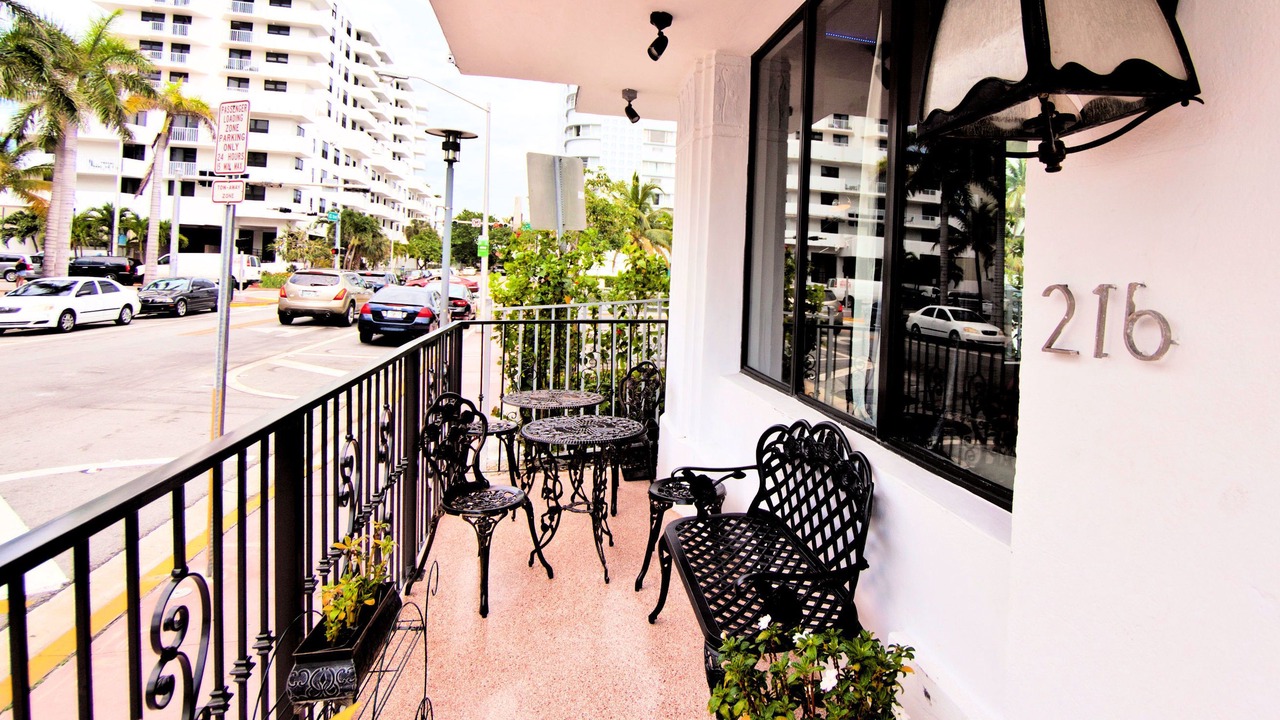 Photo of Outdoor in Mid Beach