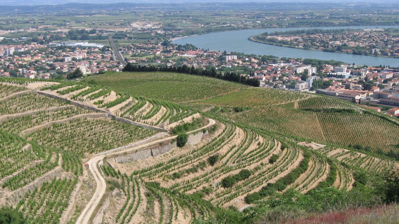 Photo of Outdoor in Alixan