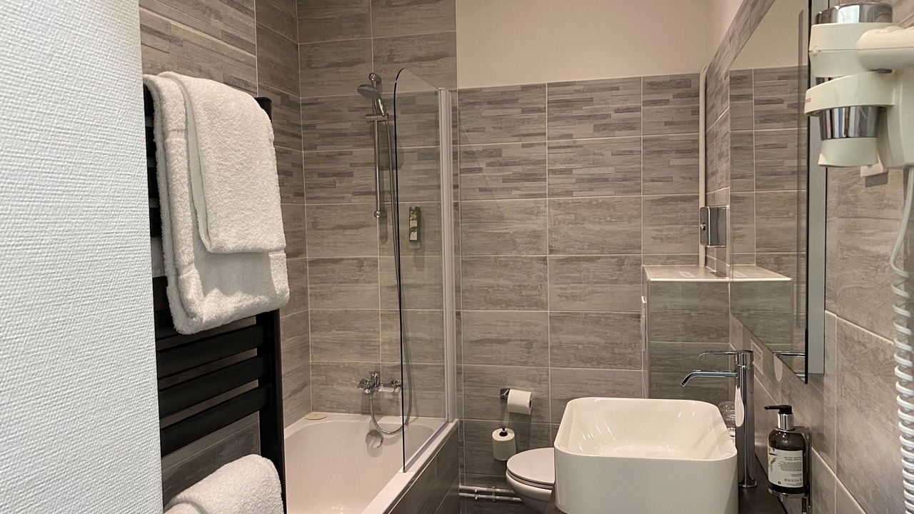 Photo of Bathroom in Amboise