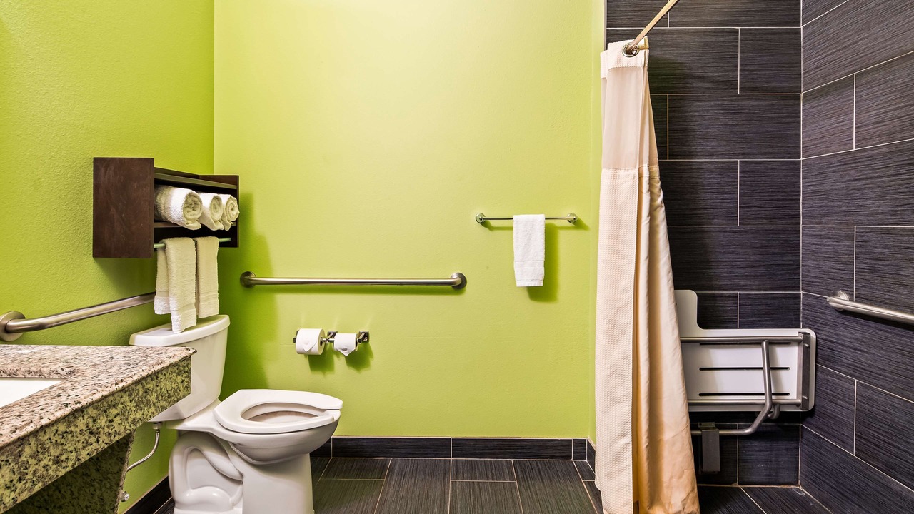 Photo of Bathroom in Carrizo Springs