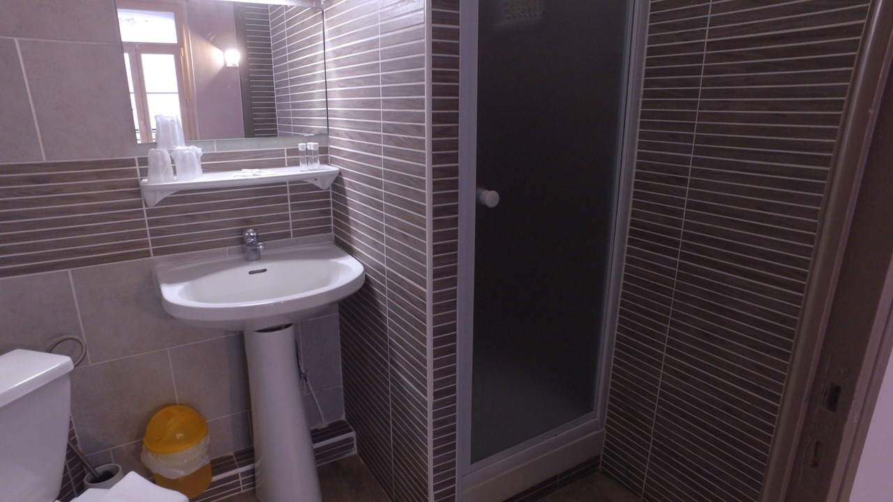 Photo of Bathroom in Ceret