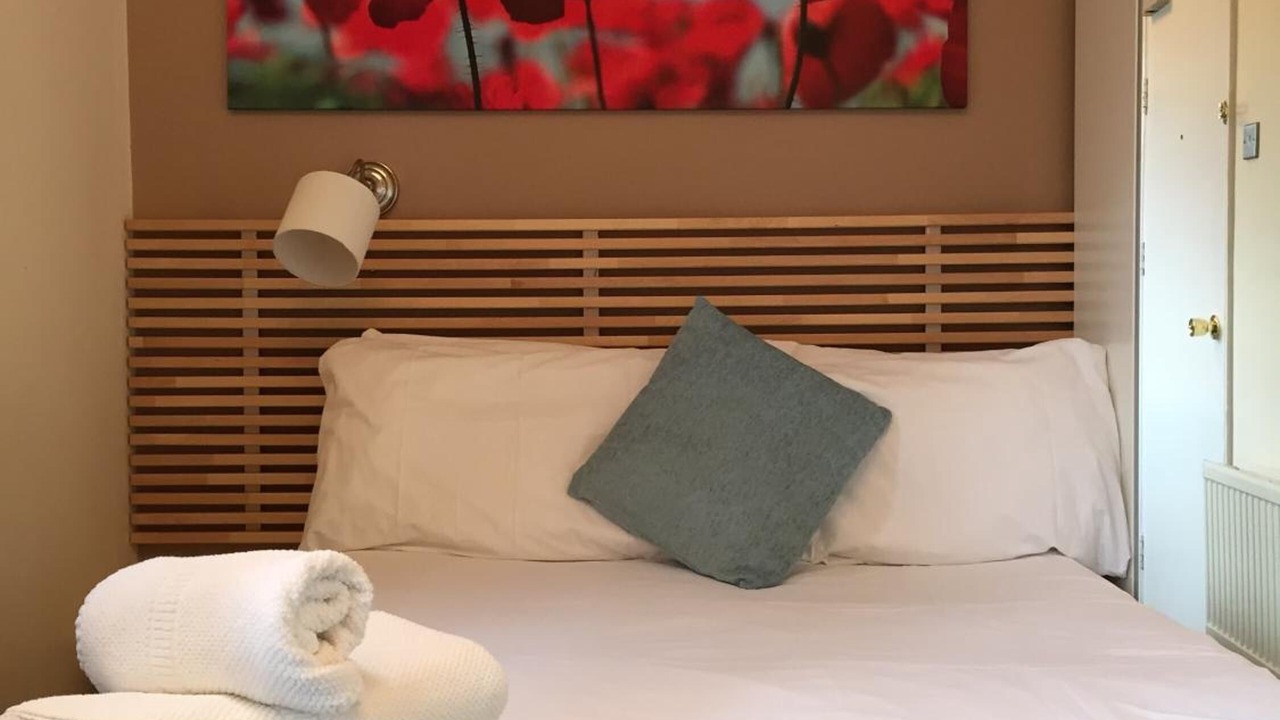 Photo of Bedroom in Shadwell