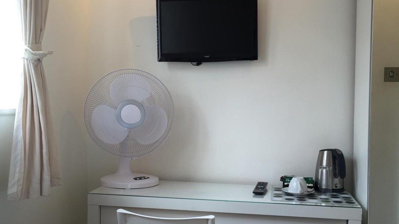 Photo of Bedroom in Shadwell