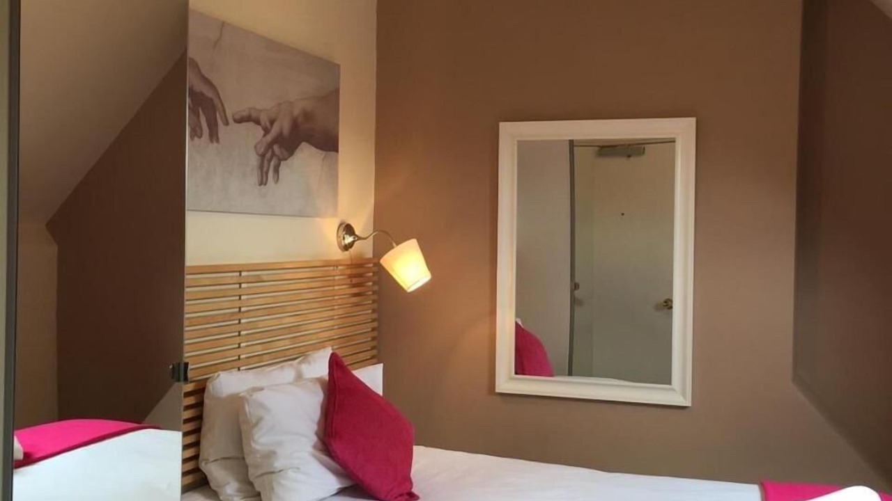 Photo of Bedroom in Shadwell