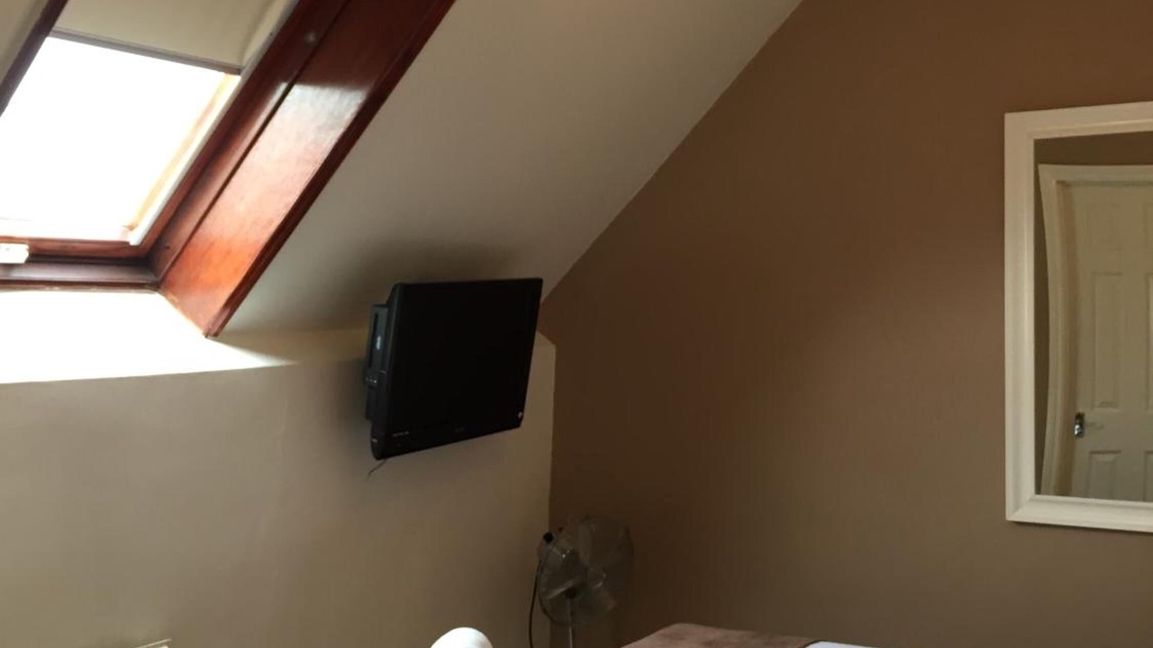 Photo of Bedroom in Shadwell