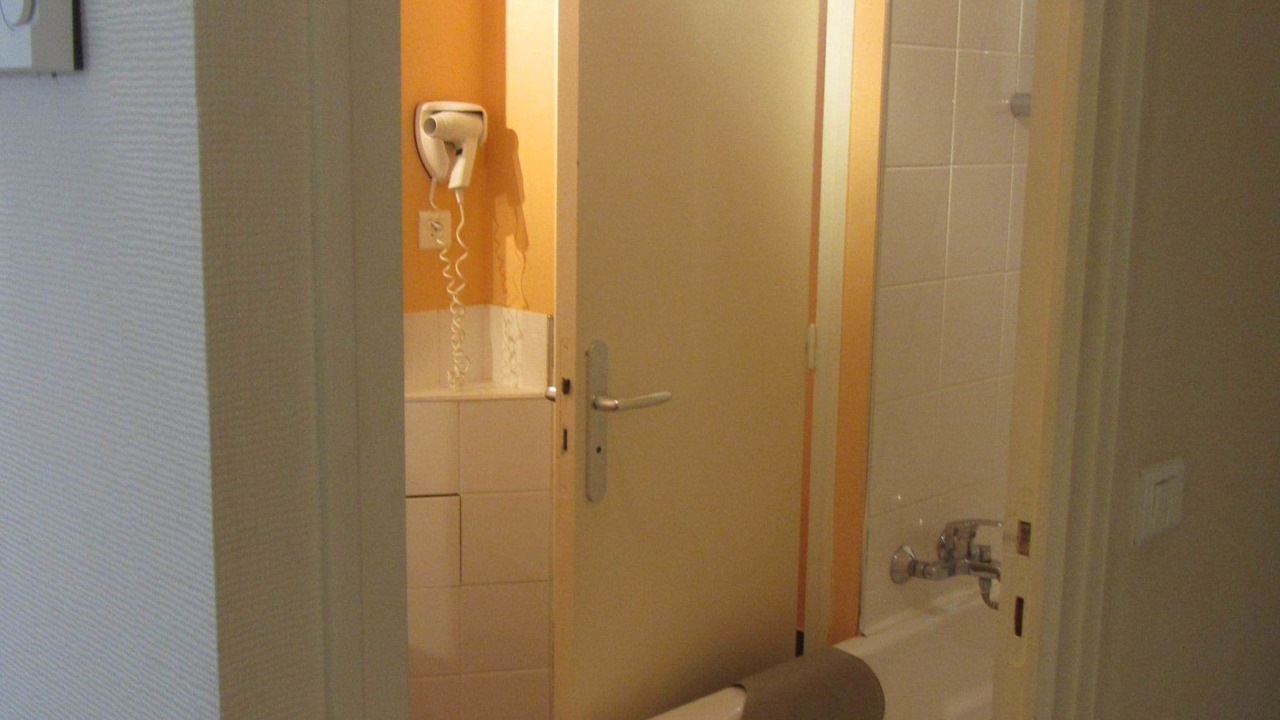 Photo of Bedroom in Gournay-en-Bray