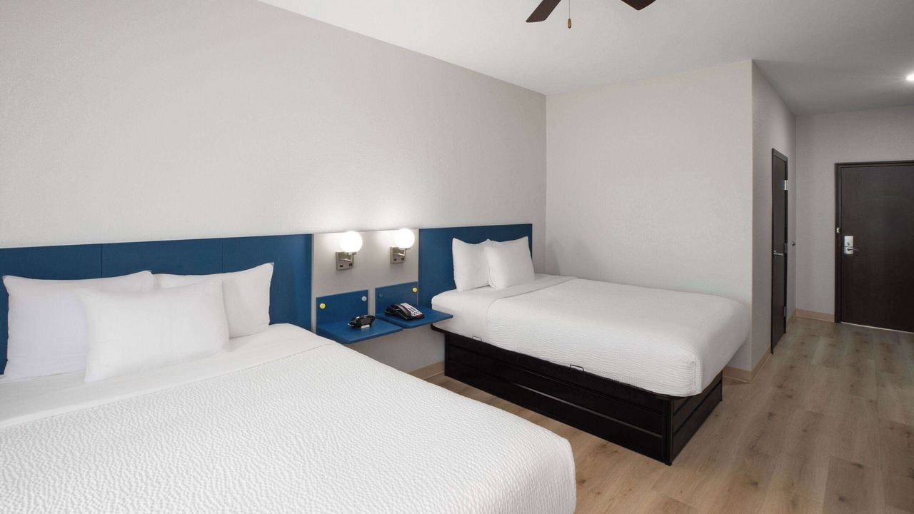 Photo of Others in Buda