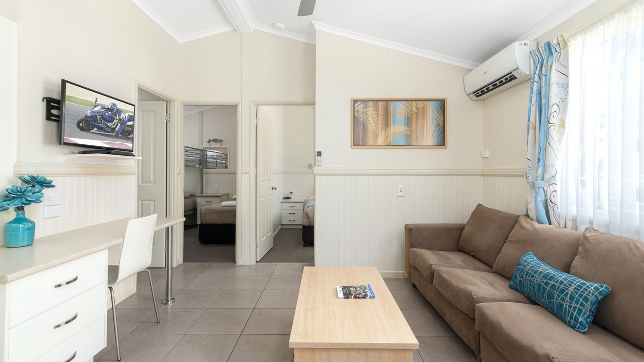 Photo of Others in Ashmore