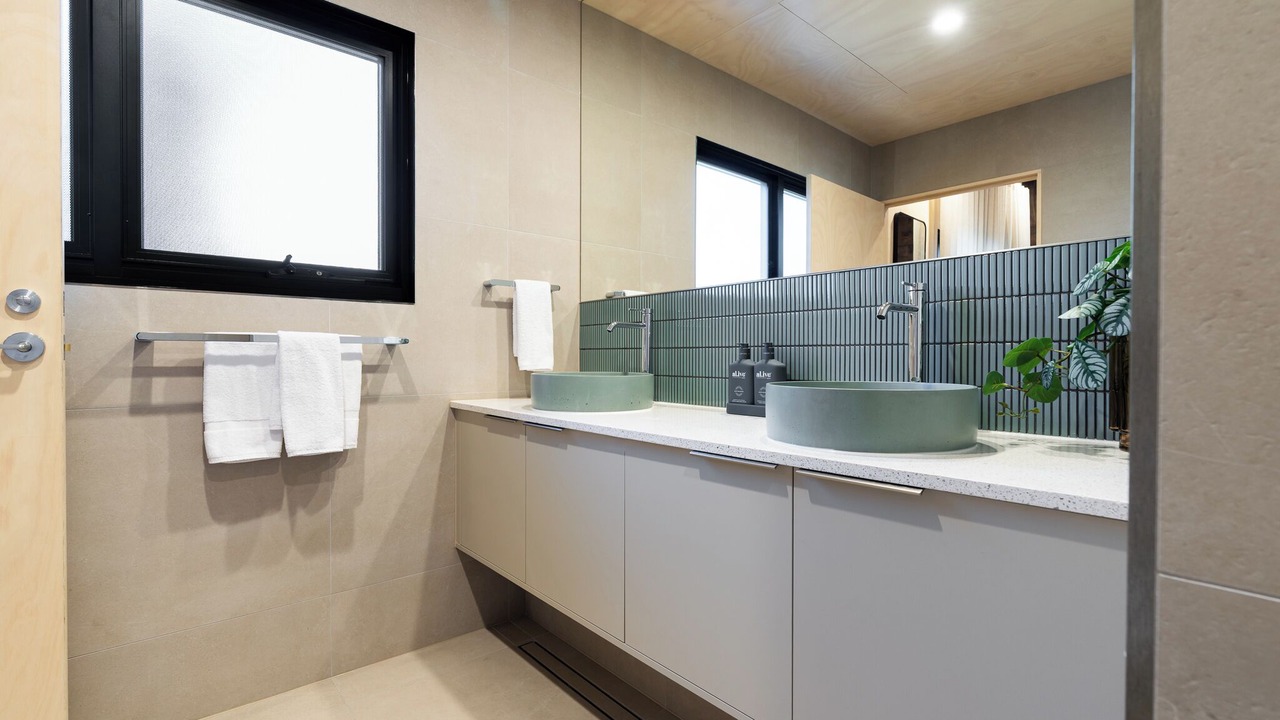 Photo of Others in Ashmore