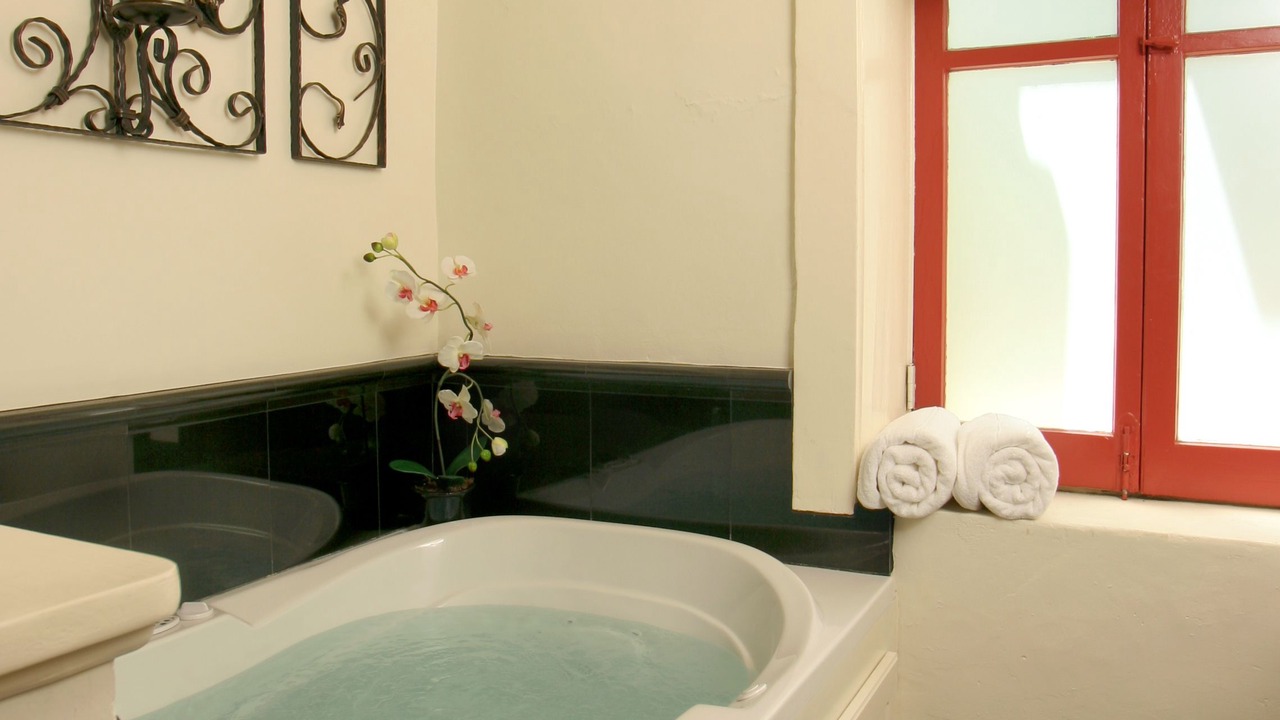 Photo of Bathroom in Arsenal