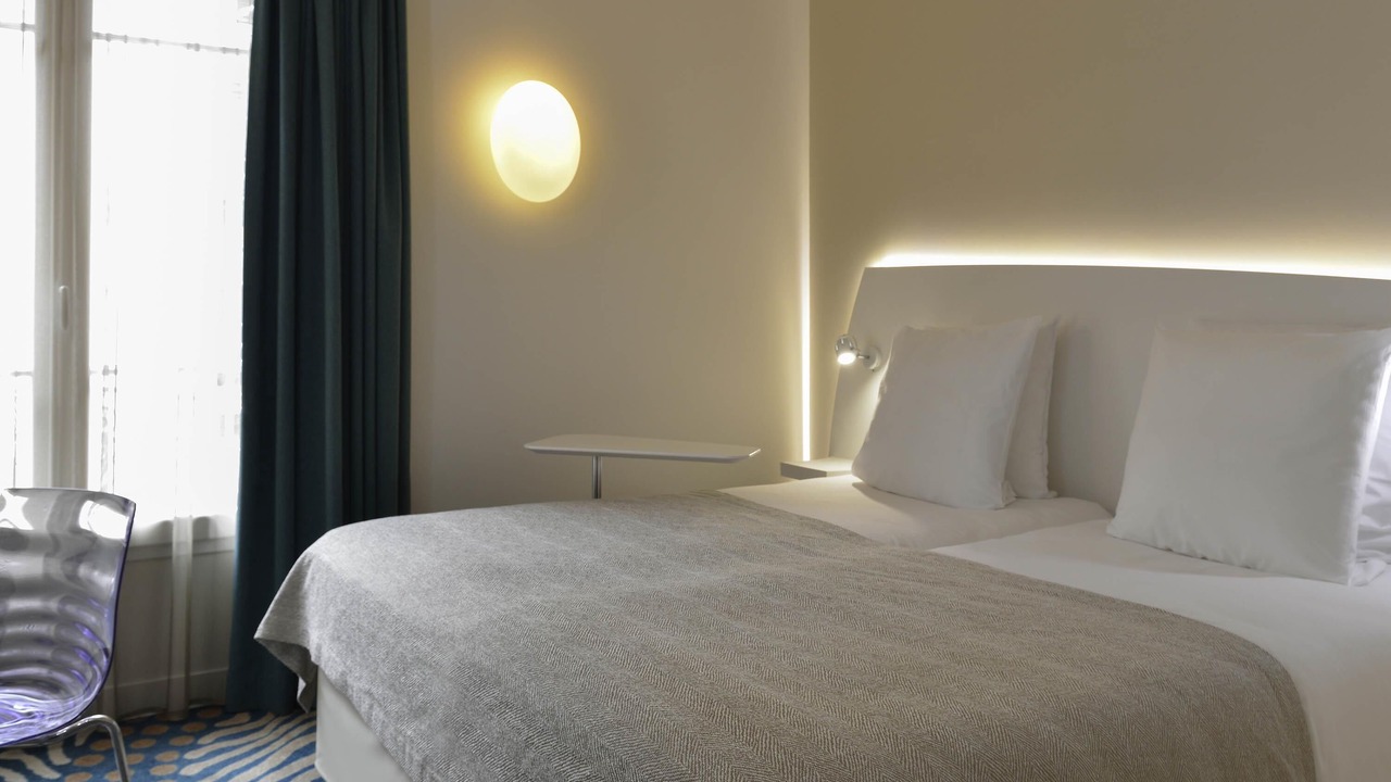 Photo of Bedroom in Levallois-Perret
