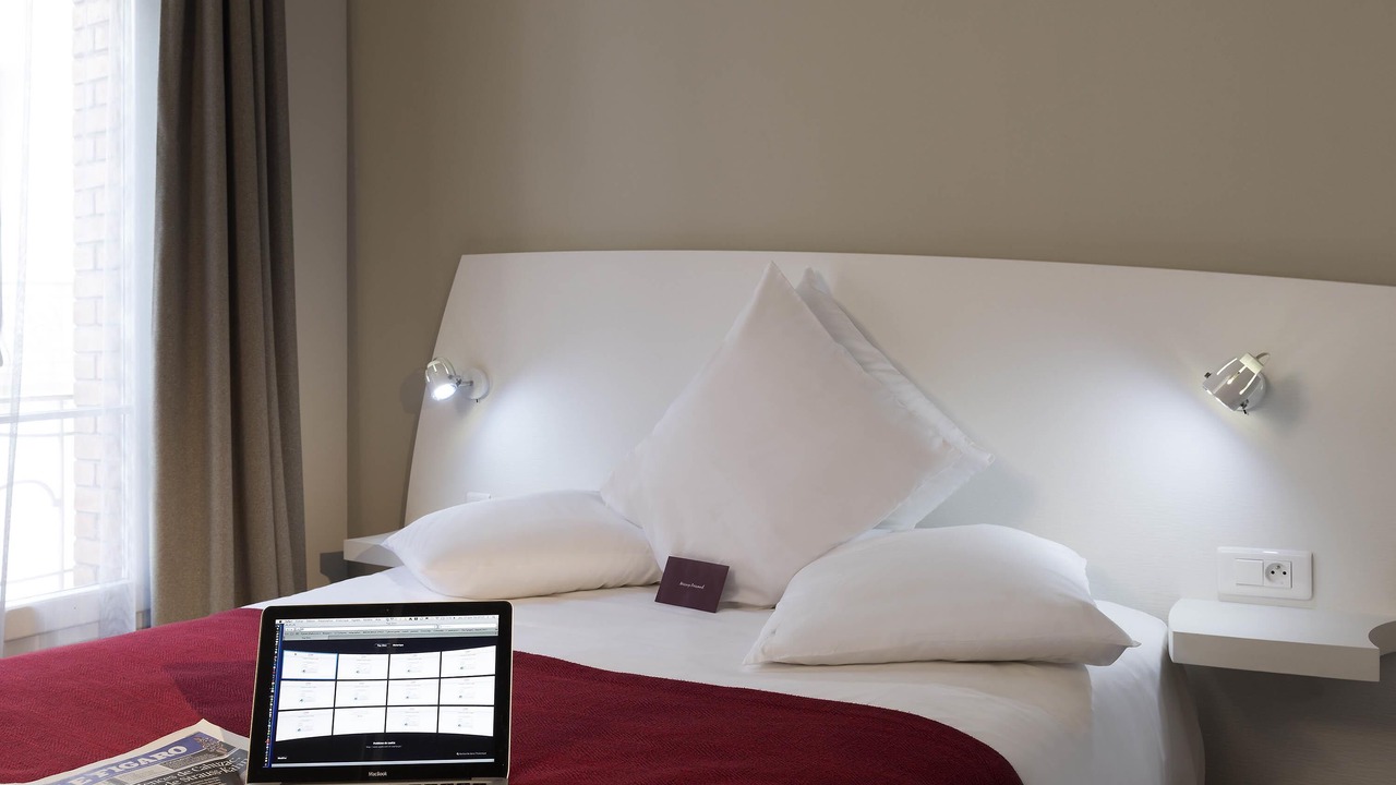Photo of Bedroom in Levallois-Perret