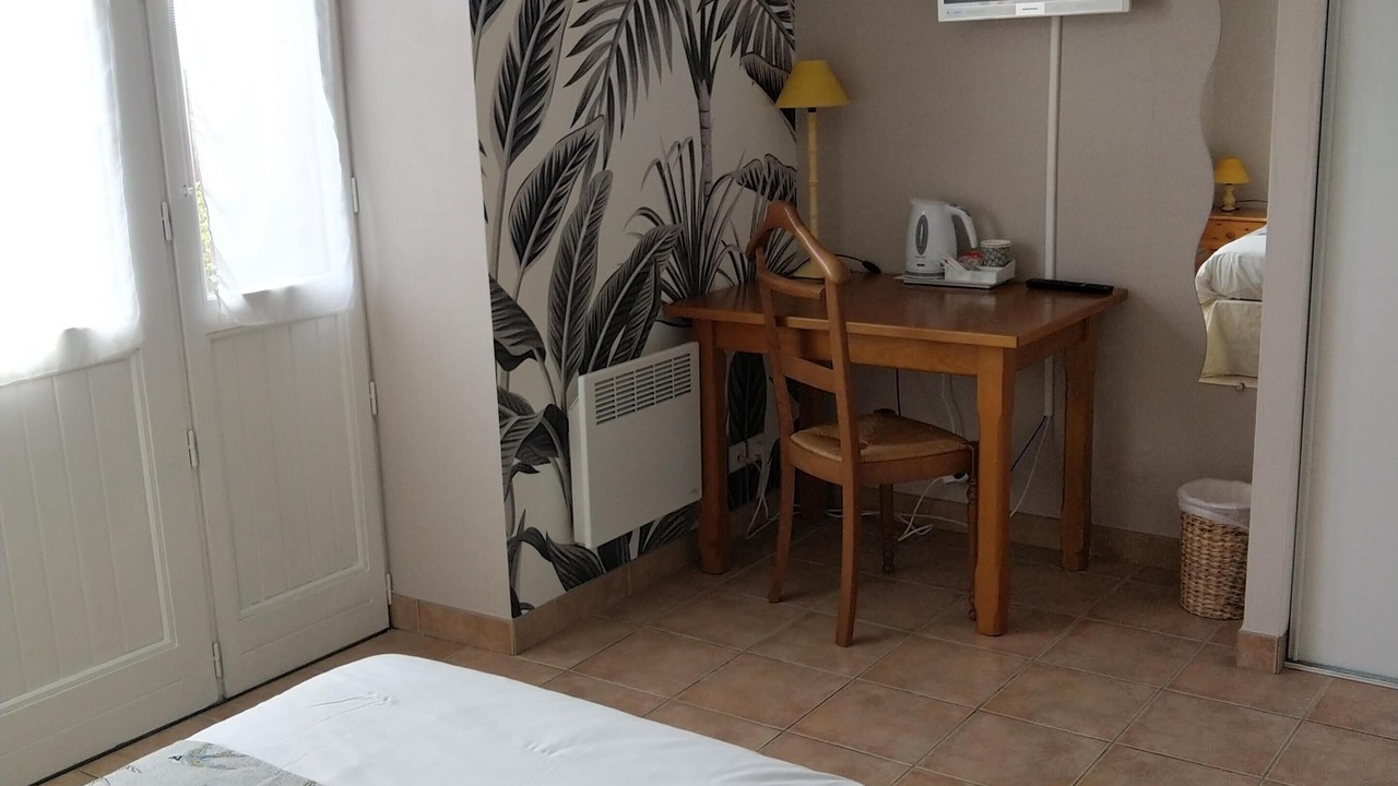 Photo of Bedroom in Landudec