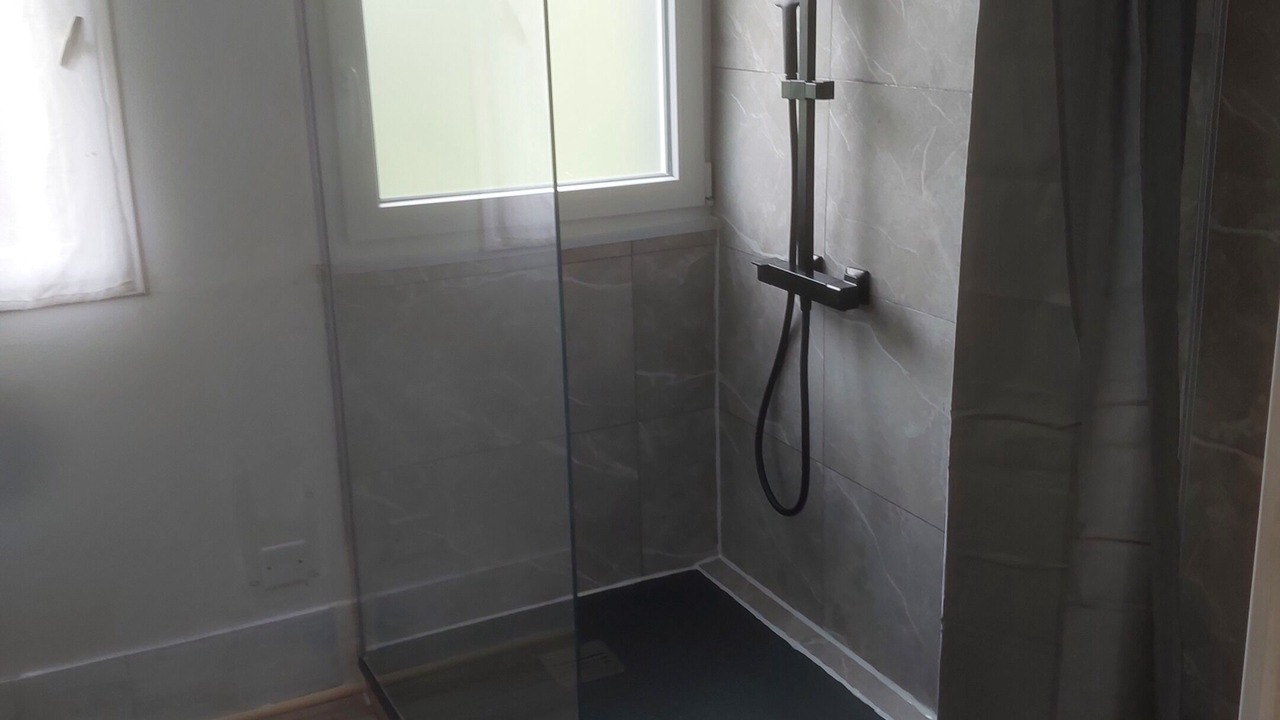 Photo of Bathroom in Landudec