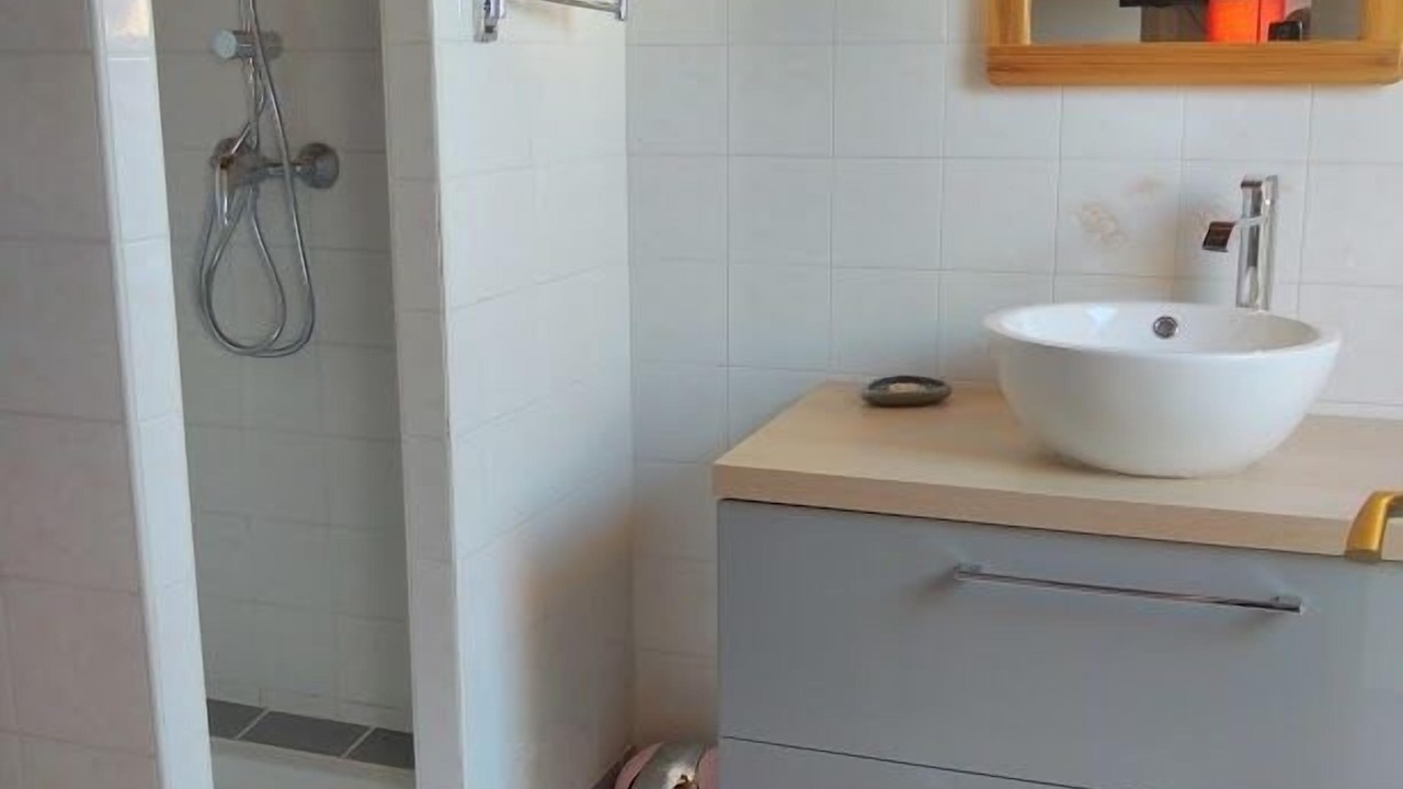 Photo of Bathroom in Landudec