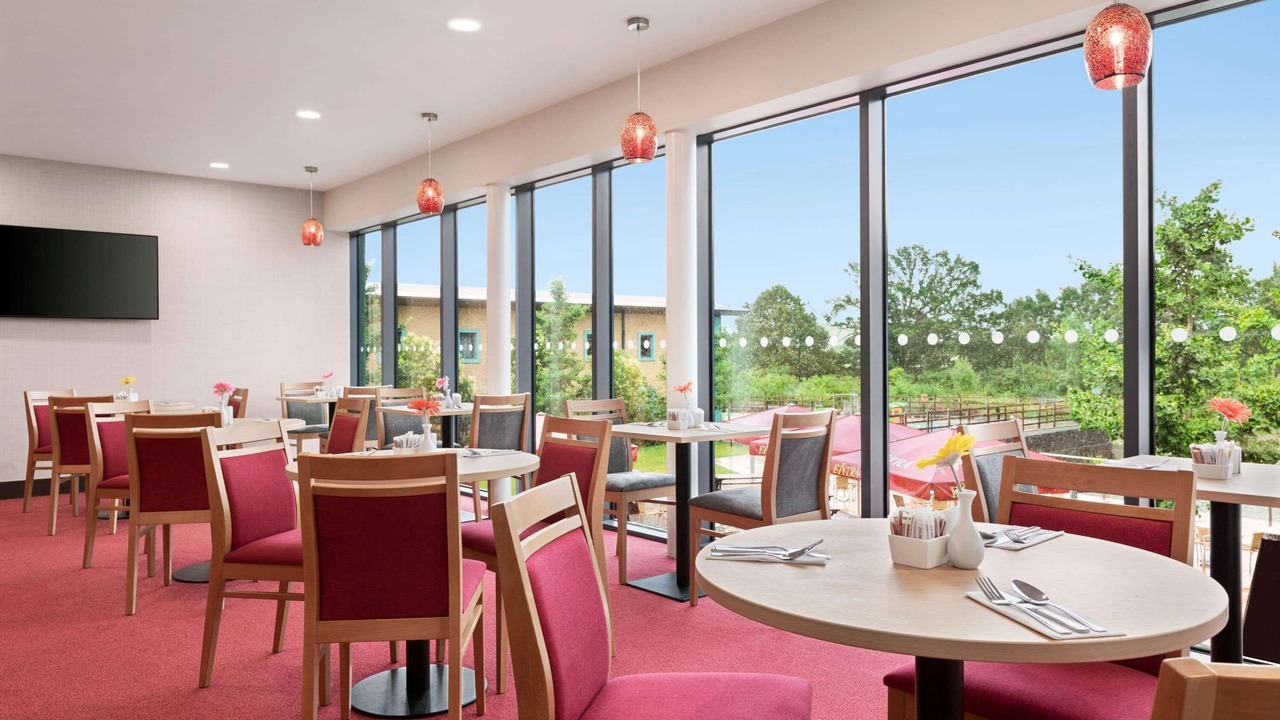 Photo of Others in Cobham