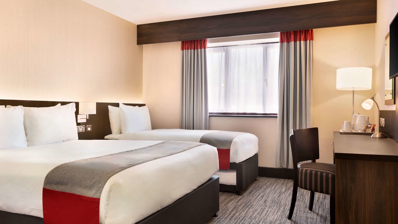 Photo of Bedroom in Cobham