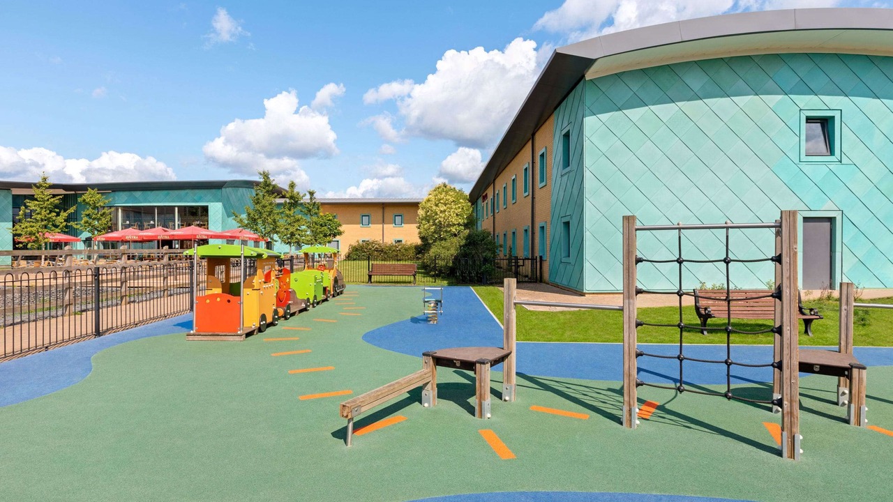 Photo of Others in Cobham