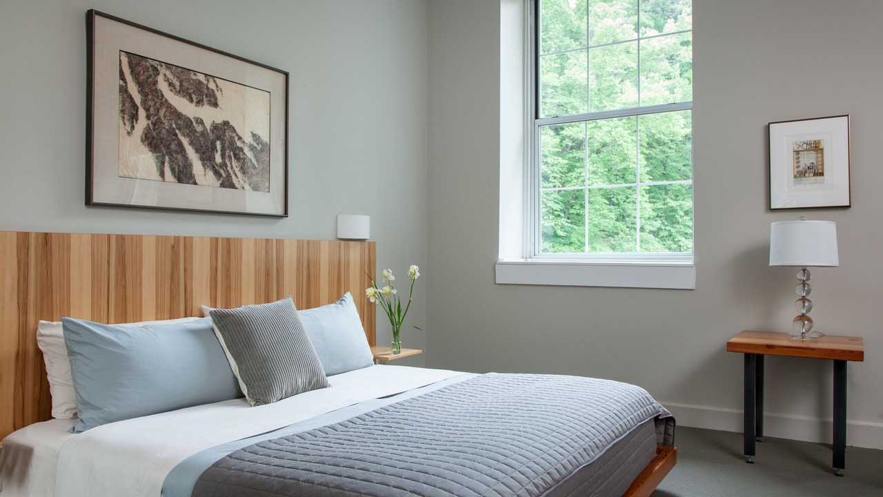 Photo of Others in White Mills