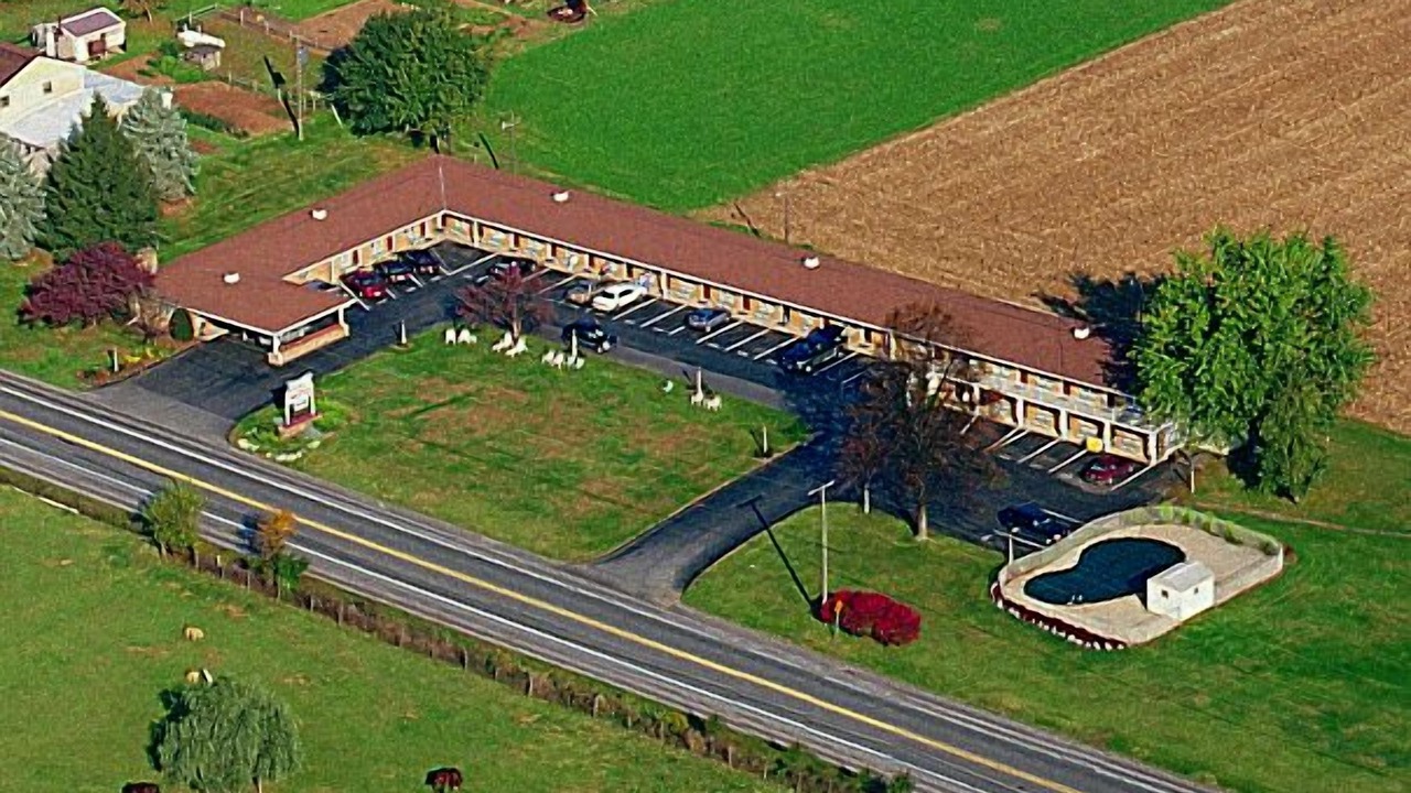 Photo of Others in Bird In Hand