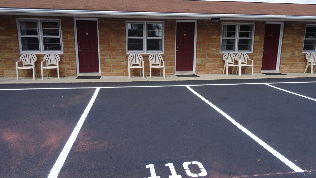 Photo of Others in Bird In Hand