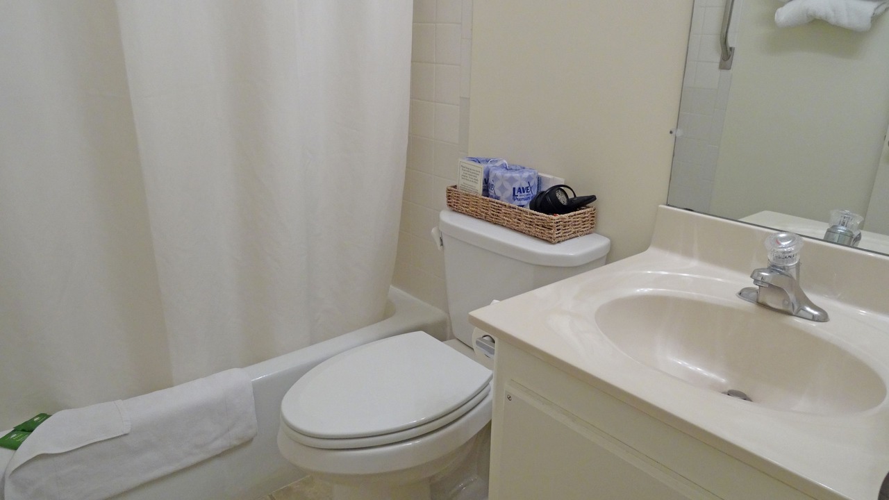 Photo of Bathroom in Bird In Hand