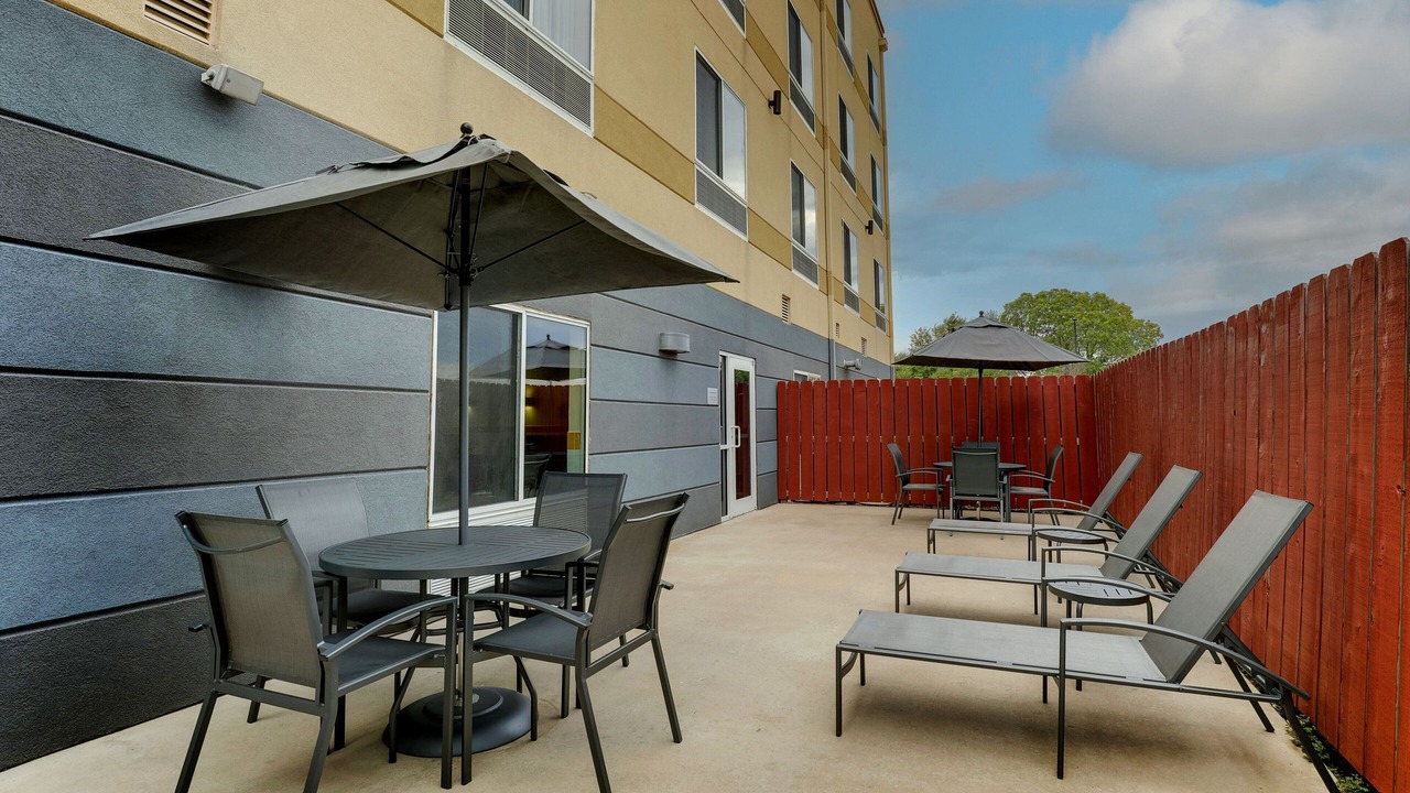 Photo of Outdoor in Hutchinson