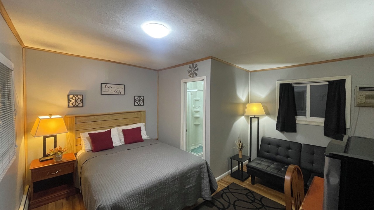 Photo of Bedroom in Warren