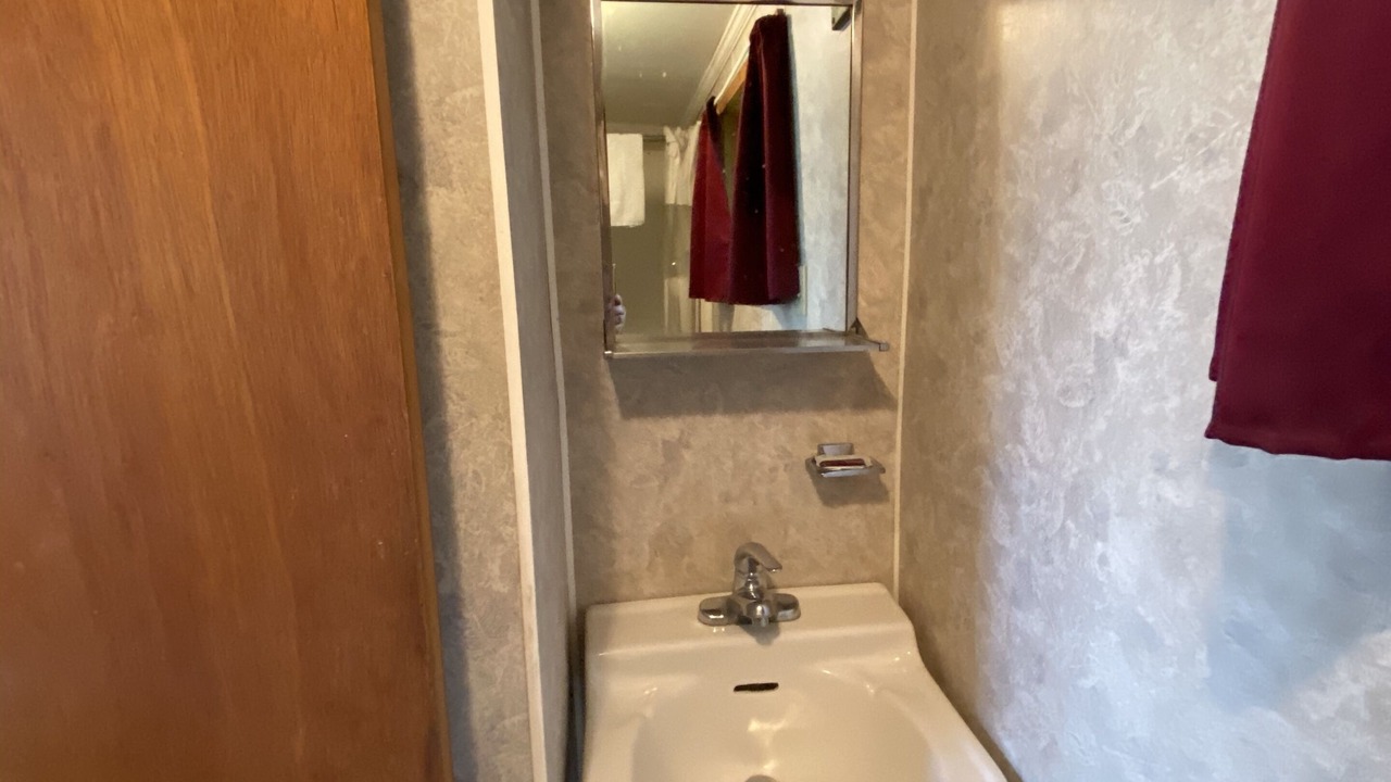 Photo of Bedroom in Warren