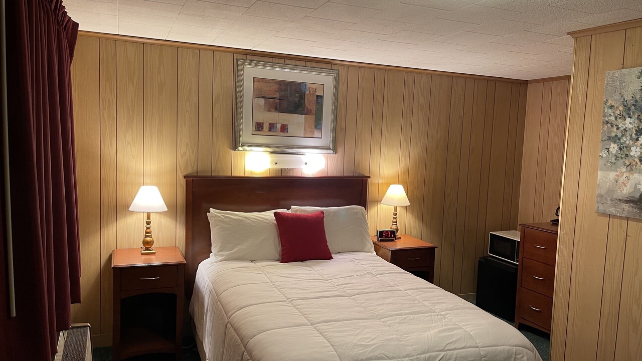 Photo of Bedroom in Warren