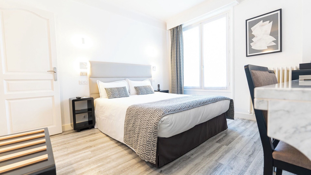 Photo of Bedroom in Chalons-en-Champagne