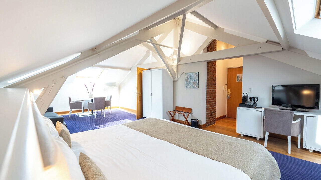 Photo of Bedroom in Chalons-en-Champagne