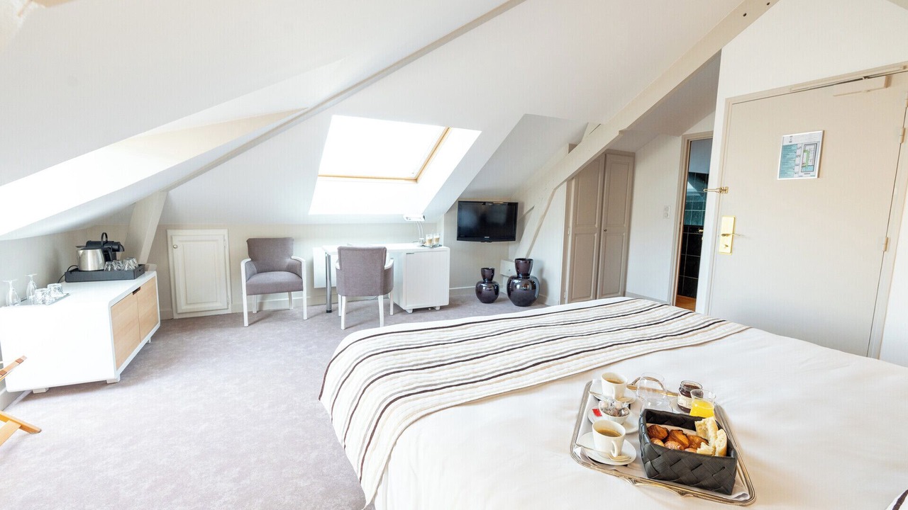 Photo of Bedroom in Chalons-en-Champagne