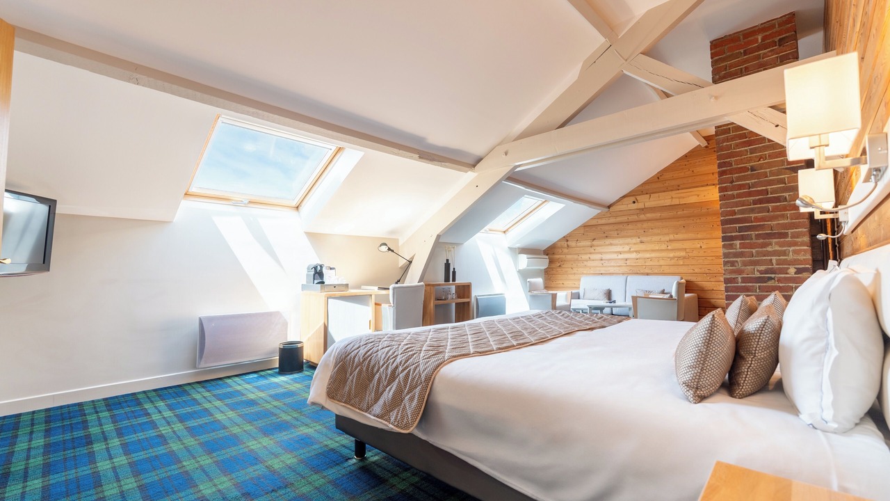 Photo of Bedroom in Chalons-en-Champagne