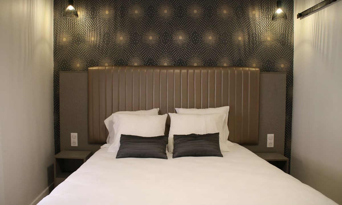 Photo of Bedroom in 1st Arrondissement