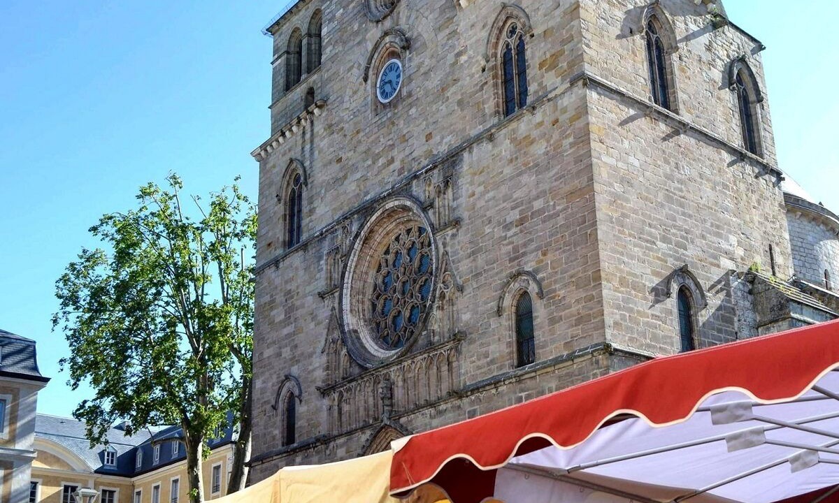 Photo of Others in Tour-de-Faure