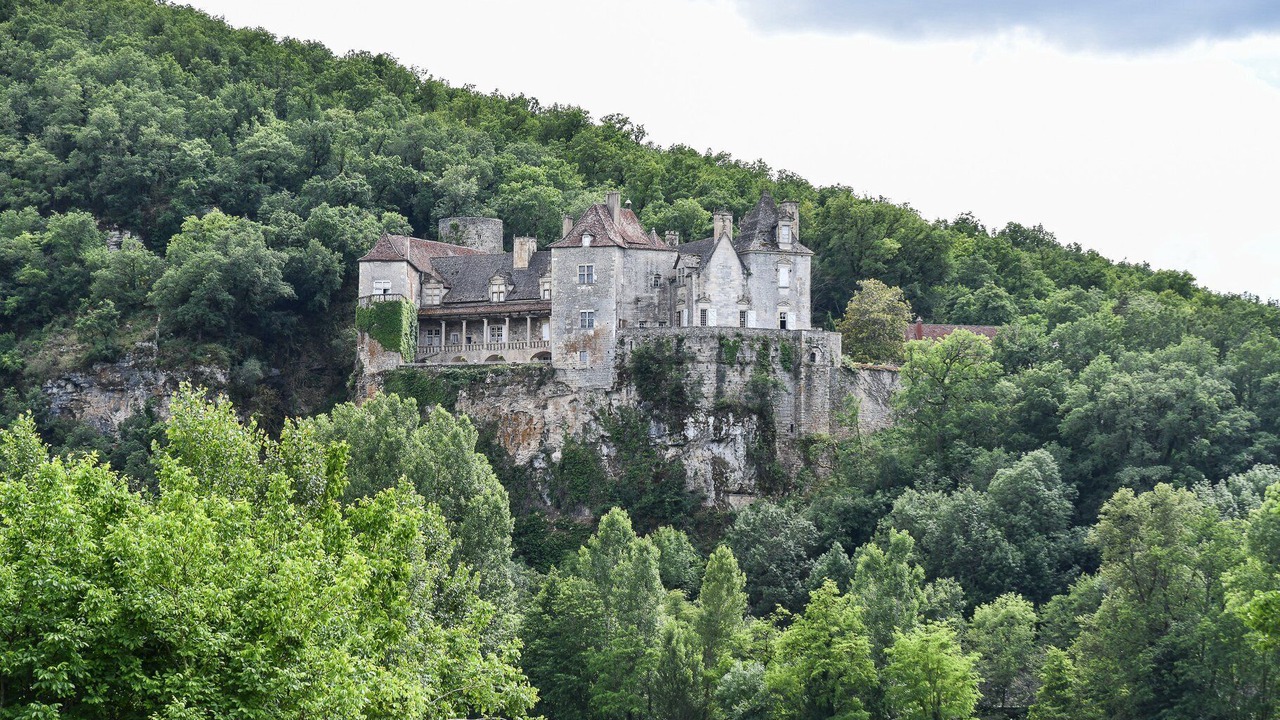 Photo of Others in Tour-de-Faure