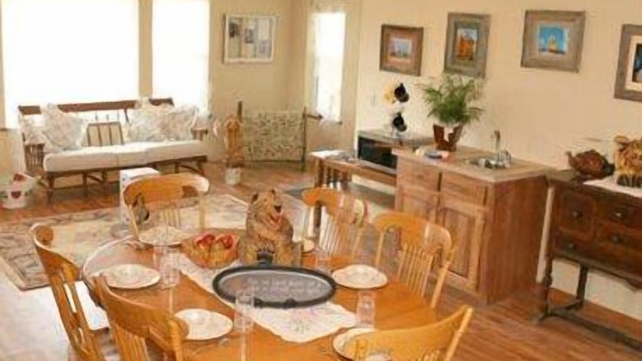 Photo of Livingroom in Devils Tower