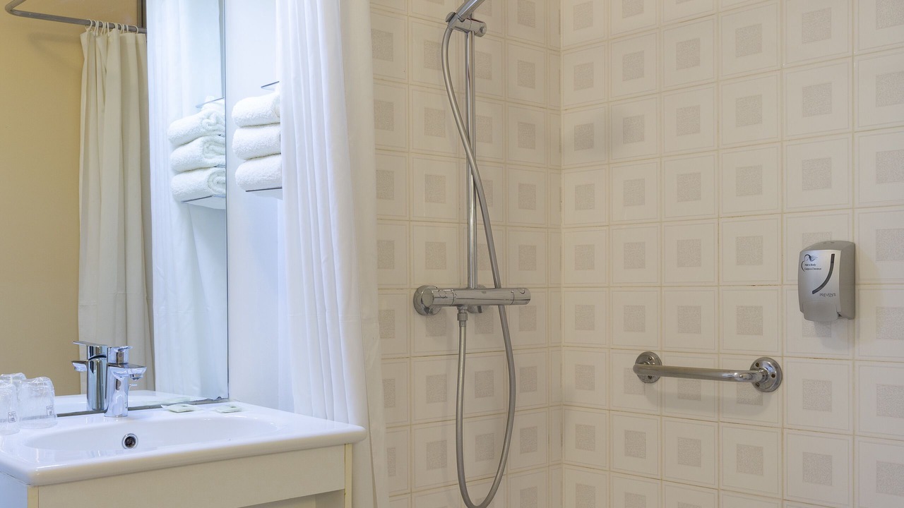 Photo of Bathroom in Pacy-sur-Eure