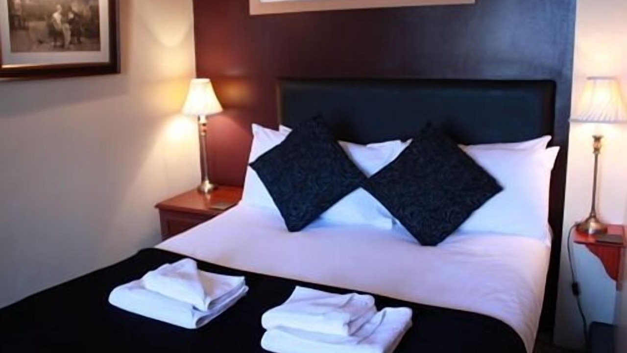 Photo of Bedroom in Staveley