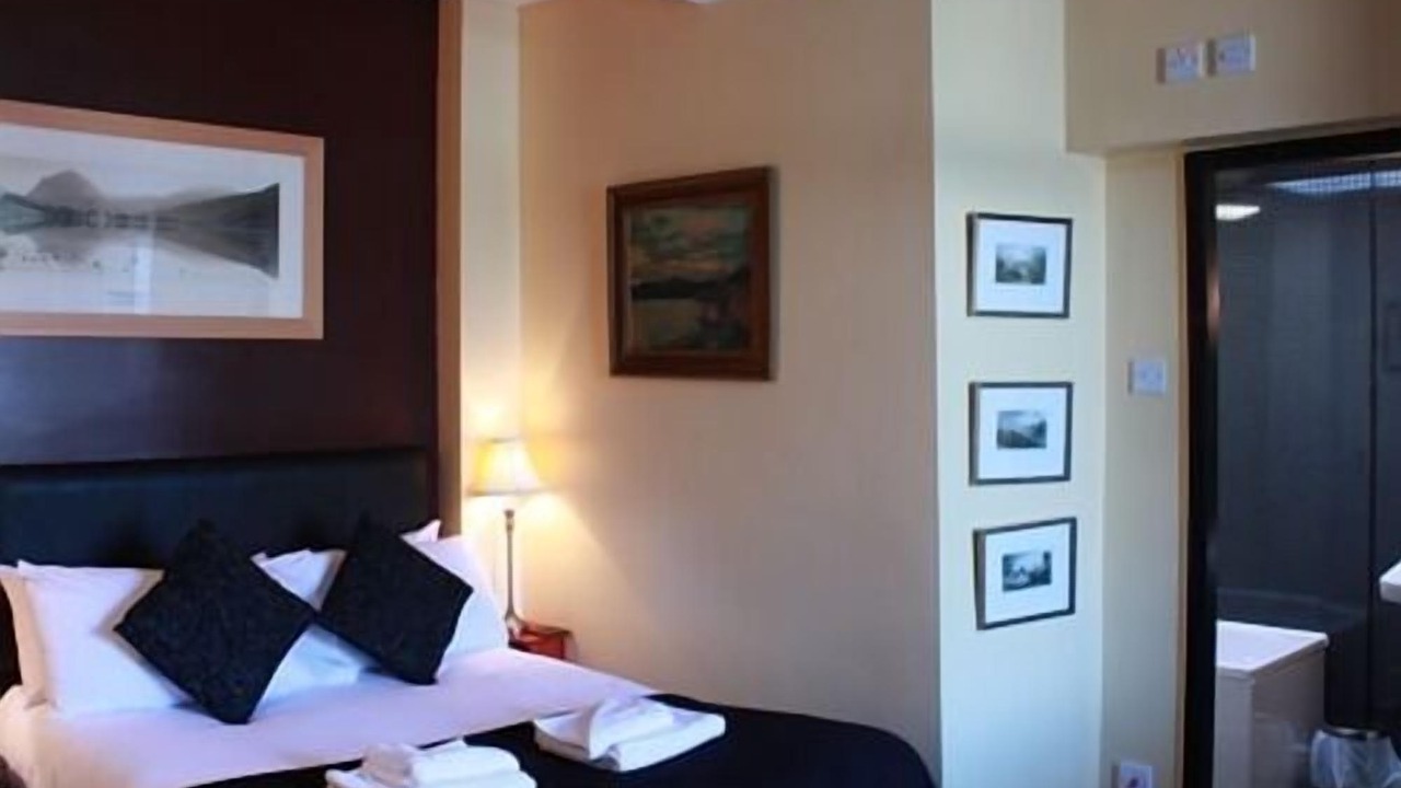 Photo of Bedroom in Staveley