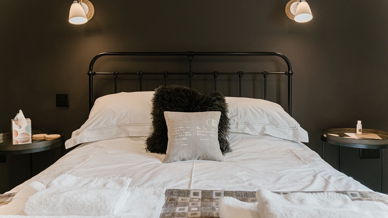 Photo of Bedroom in Bampton