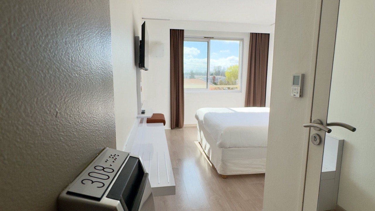 Photo of Bedroom in Saint-Medard-en-Jalles